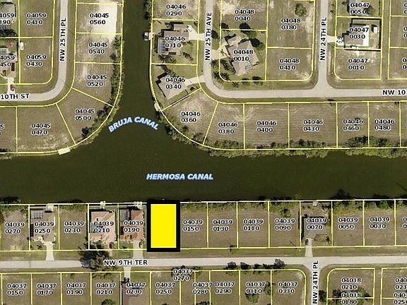 3rd image of 2433 NW 9th Ter