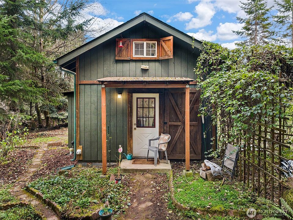 1st image of 14415 Fircrest Lane SE