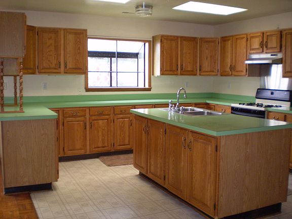 4th image of 2036 Kersey Ave