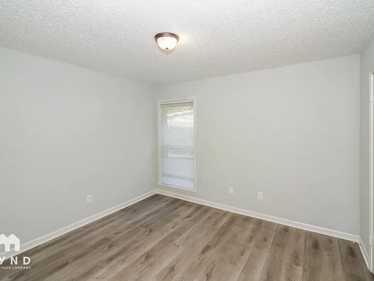 3807 Ross Rd — Photo 12