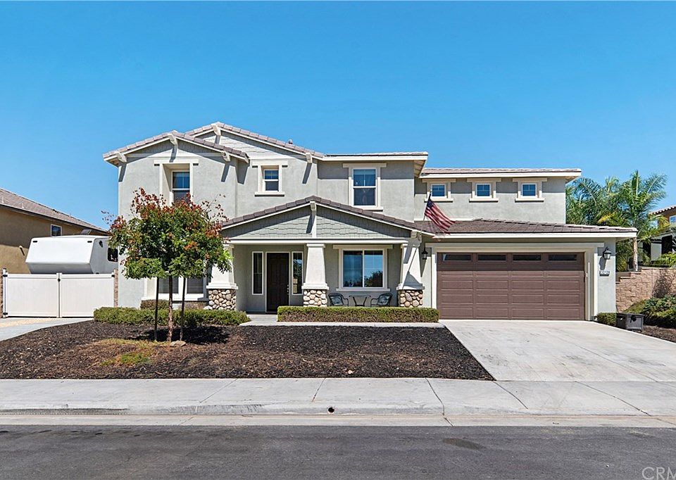 1st image of 32128 Goldeneye Dr