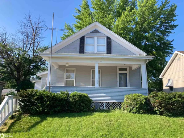 1229 Oak St, Burlington, IA 52601