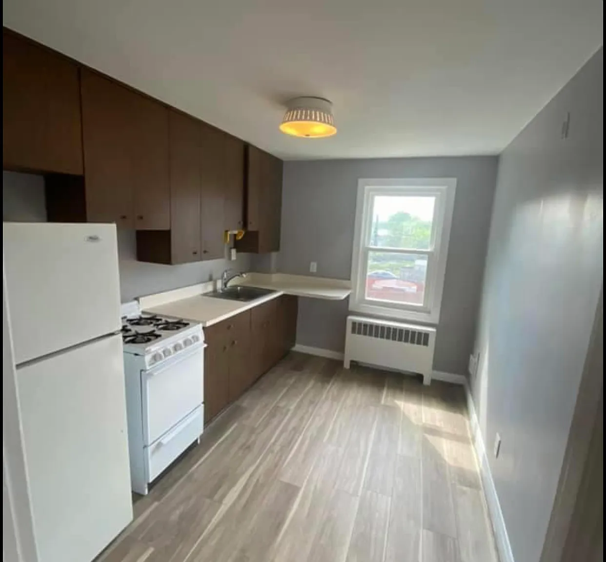 1 bed, 750 sqft, $1,100 — Photo 4