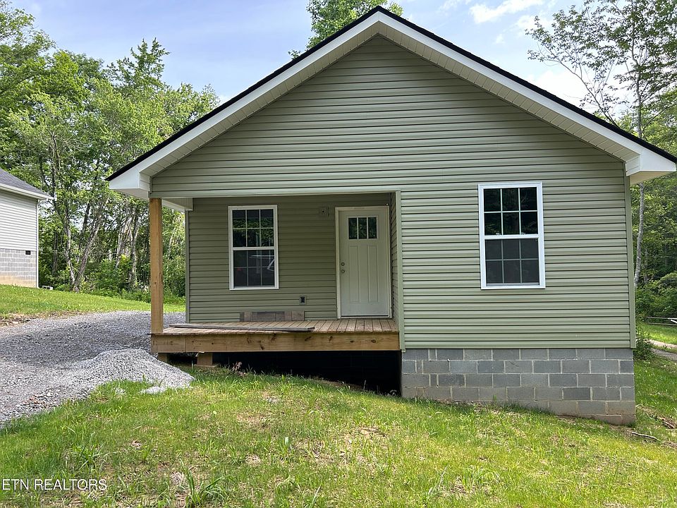1st image of 216 Bills St