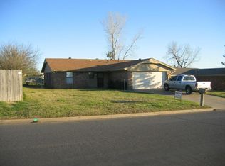4705 SE Trenton Rd, Lawton, OK 73501