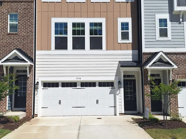 1990 Chipley Dr, Cary, NC 27519