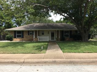 406 Hillcrest Dr, Midlothian, TX 76065