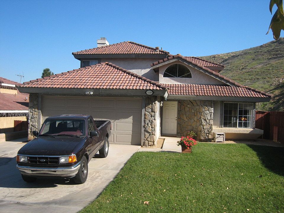 COMPLIMENTS OF PARK PLACE REAL ESTATE