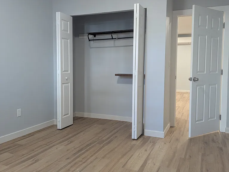 6236 Stanley Ave S #102 — Photo 8