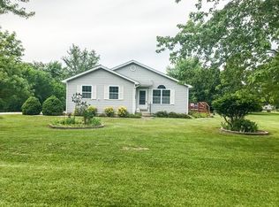 706 Louise St, Paris, MO 65275