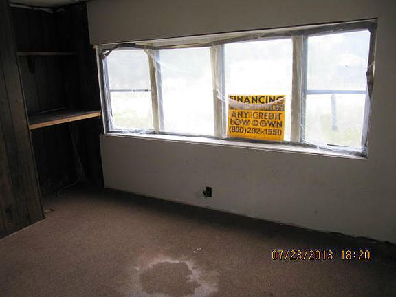 4th image of 204 Crestwood Dr