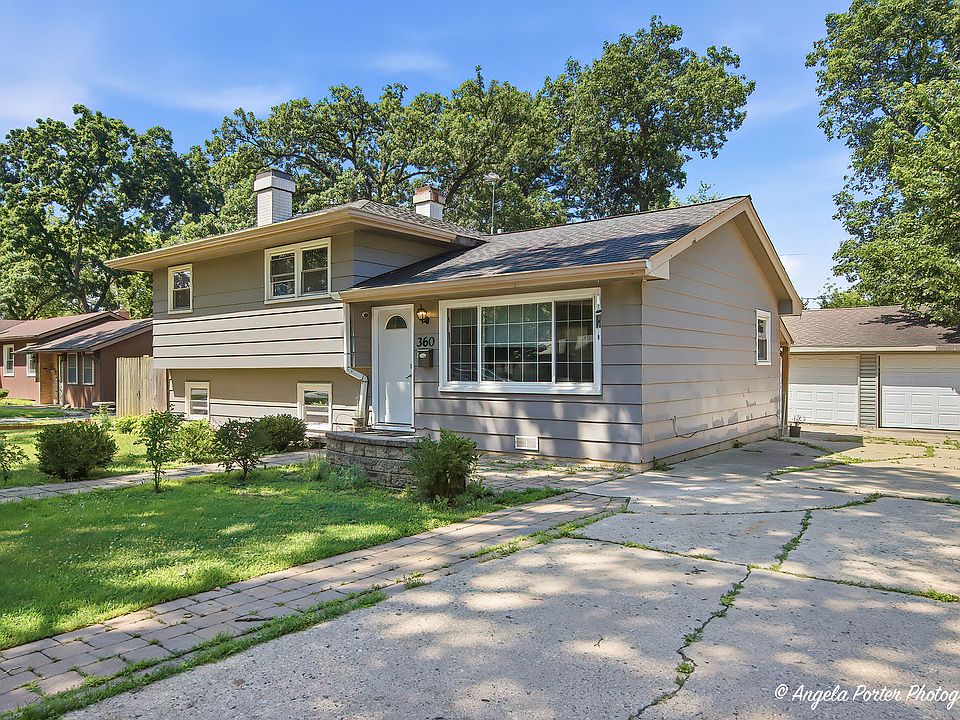 1st image of 360 Hickory Dr