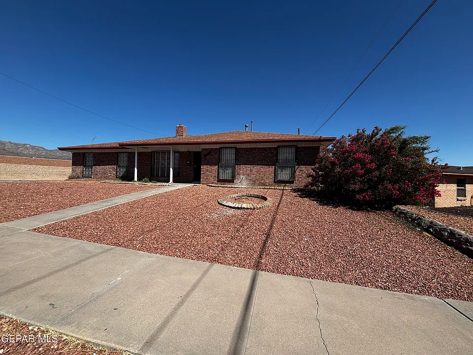 10207 La Vista Pl
