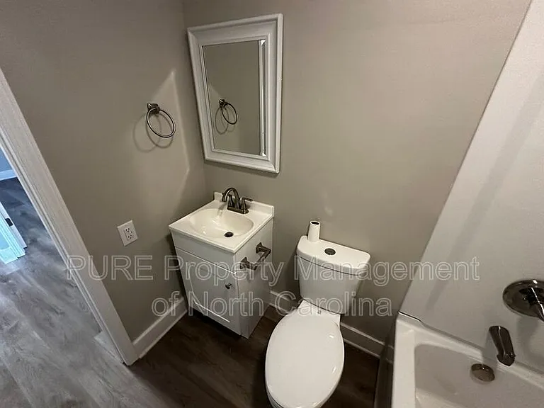 903 Holt St — Photo 14