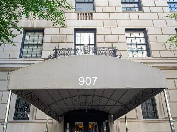 907 5th Avenue image 6 of 8