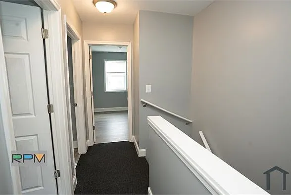 3969 Brooklyn Ave — Photo 16
