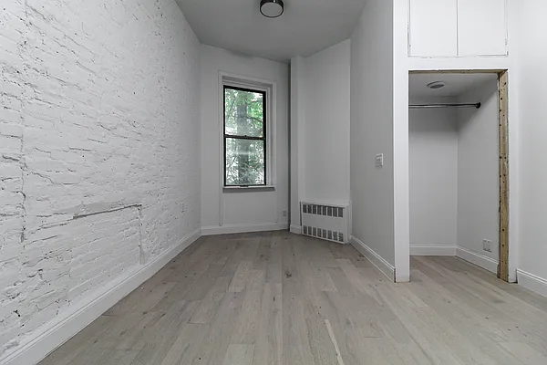 Rented by Maz Group NY | media 26