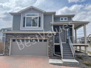 26198 E Maple Dr, Aurora, CO 80018