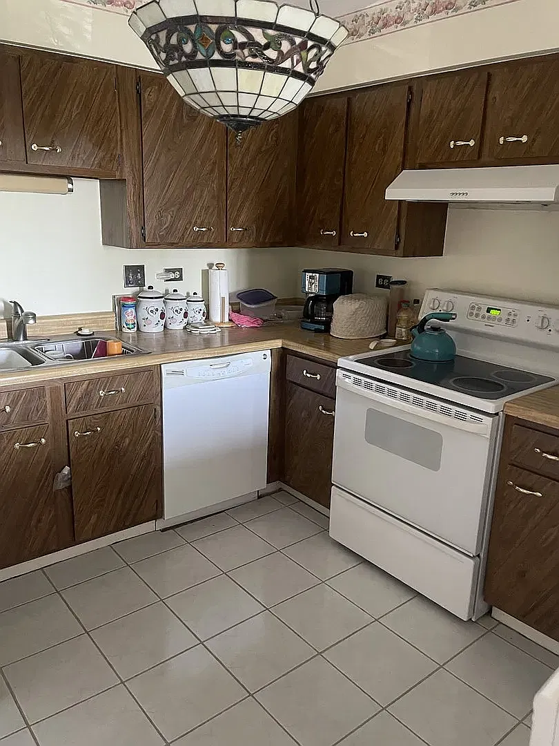 2 bed, 1.5 bath, 845 sqft, $1,700 — Photo 4
