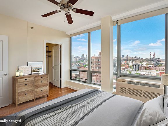 4th image of 4815 11th St APT 11D
