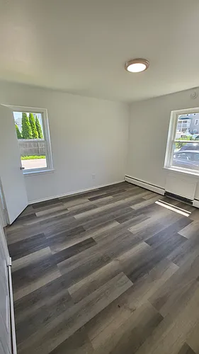 211 Birdseye St Photo 1