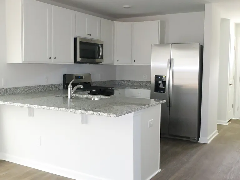 108 Haventree Ct #108 — Photo 3