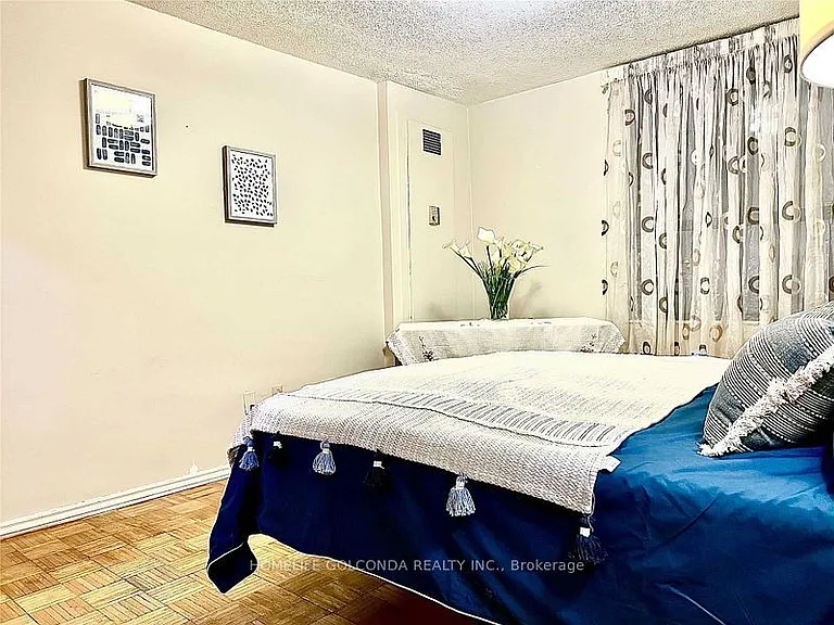 2721 Victoria Park Ave #1004 — Photo 9