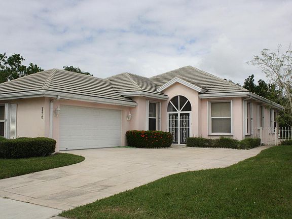 2nd image of 7350 SE Fiddlewood Ln