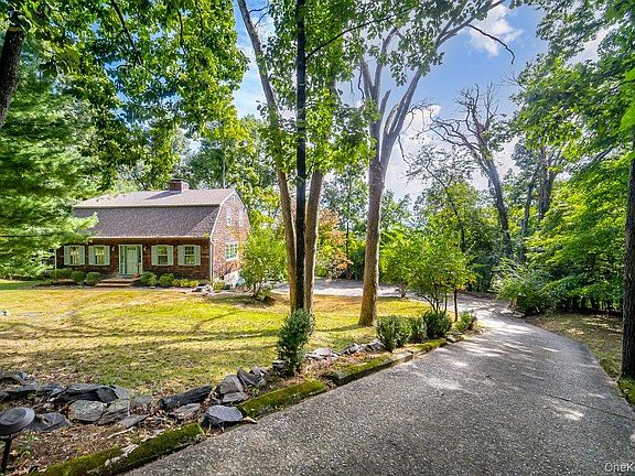 2nd image of 57 Forest View Road