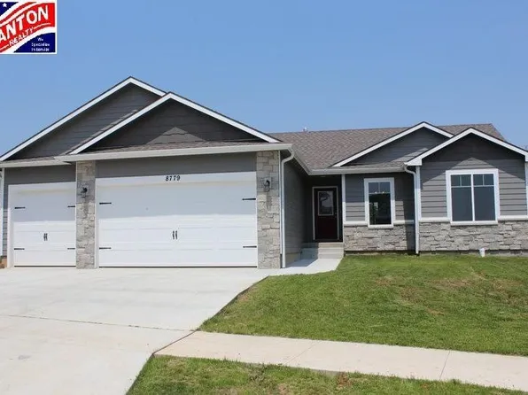8779 N Kelliann Way, Manhattan, KS 66502