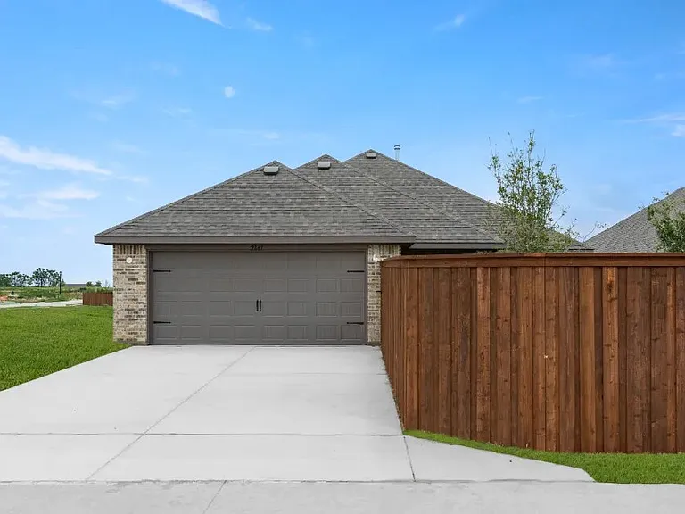 2841 Hay Ln — Photo 15