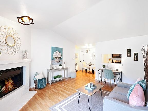 4th image of 14200 NE 171st Street #F202