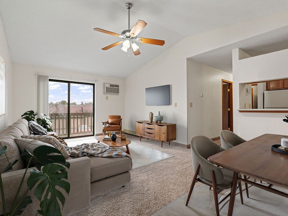 Cascade - 2 Bed / 1 Bath - 900 Sq.Ft.