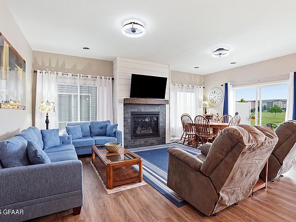 4th image of 4440 Edgewood Ct