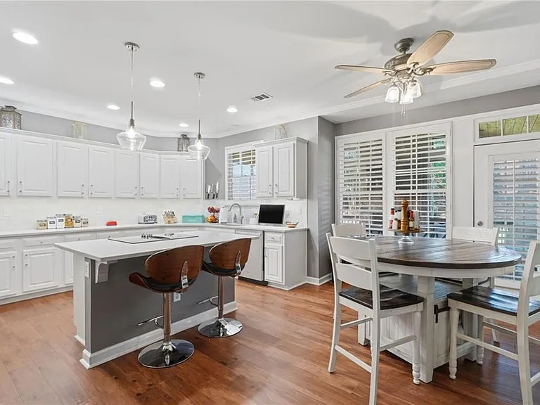 1737 Kinsmon Cv — Photo 6