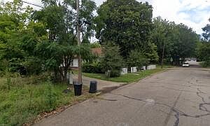 3rd image of 719 Park St