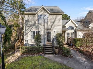 2513 London Pointe Dr, Virginia Beach, VA 23454