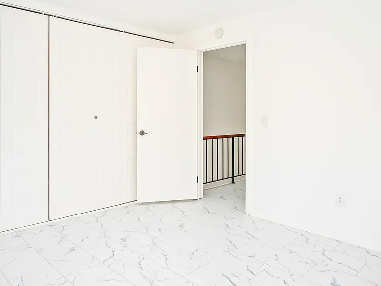 259 Bay Village Dr — Photo 13