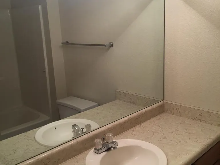 1700 S Crowder Ave #16 — Photo 8