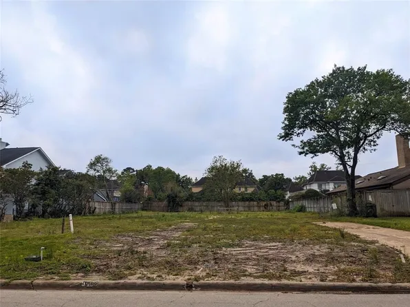 5409 Braeburn Dr, Bellaire, TX 77401