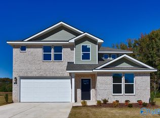 135 Plum Tree Ln, Hazel Green, AL 35750