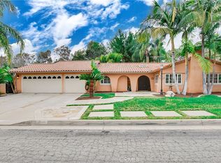 3725 N Woodhurst Dr, Covina, CA