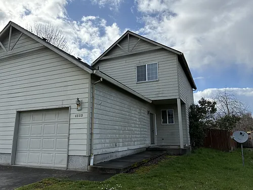 4889 Saunter Loop NE Photo 1