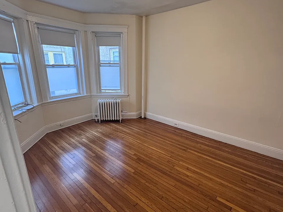 1159 Boylston St #3