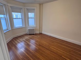 1159 Boylston St #3, Boston, MA 02215