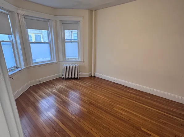 1159 Boylston St #3, Boston, MA 02215