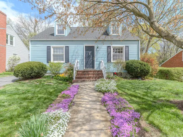 52 Fry Ave, Harrisonburg, VA 22801