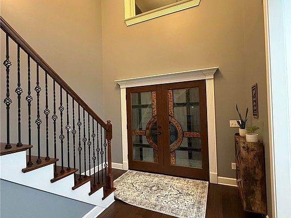2nd image of 11524 Bushwick Dr
