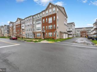 10501 John Glenn St, Lanham, MD 20706