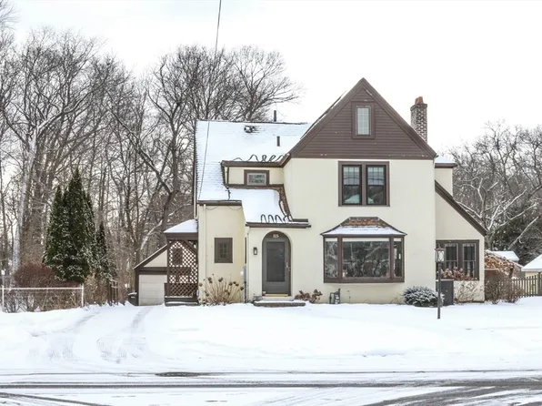 115 Wenonah Rd, Longmeadow, MA 01106